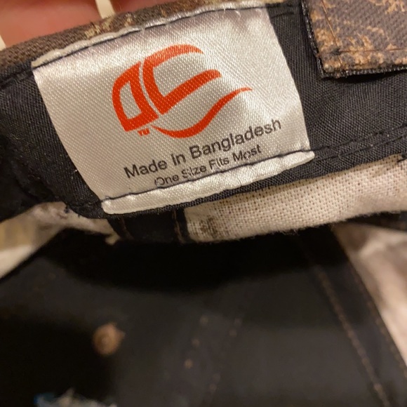 Taylor Ford baseball style hat like new - Picture 7 of 7